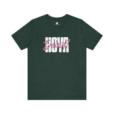 HOYA Doing? T-Shirt – Funny Plant Pun Tee for Hoya Lovers